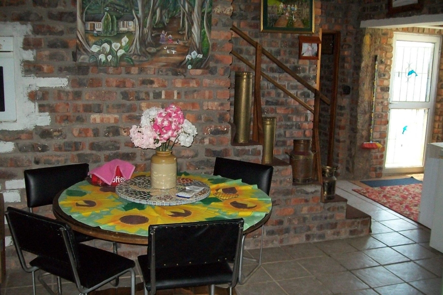 4 Bedroom Property for Sale in Kabeljauws Eastern Cape